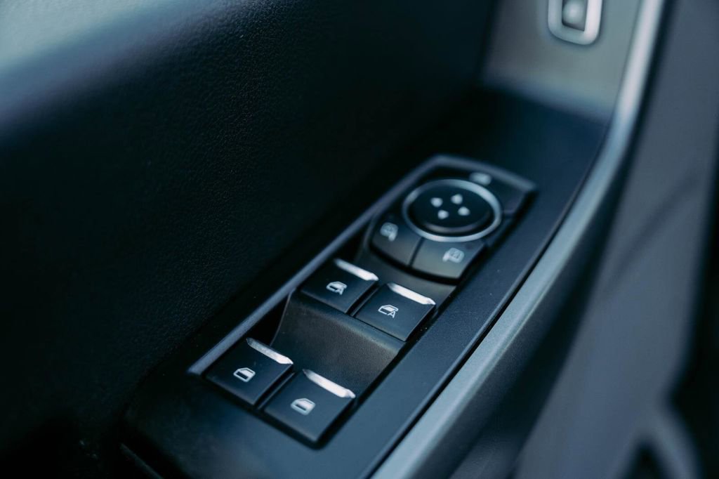 Used 2024 Ford F350 XLT image 16