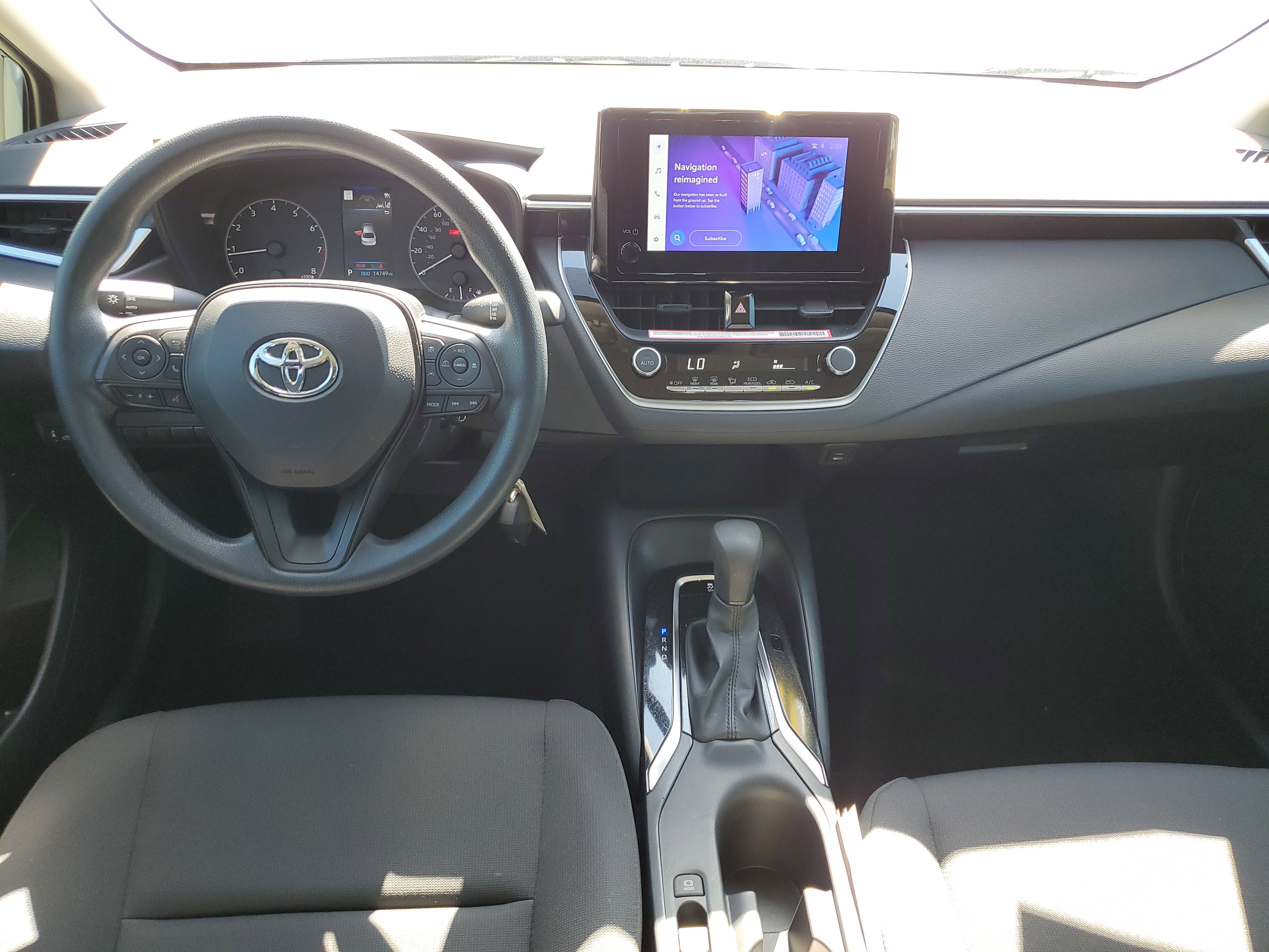 Used 2024 Toyota Corolla LE FWD image 6