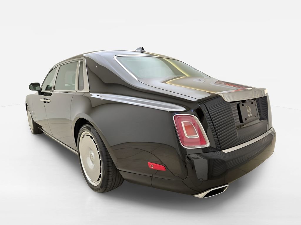 New 2026 Rolls-Royce Phantom Extended Wheelbase RWD image 10