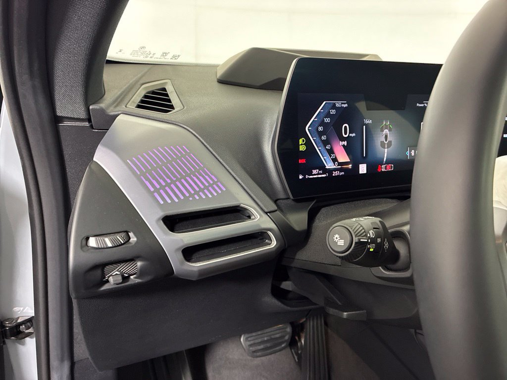 Certified 2026 BMW 228i w/ Technology Package FWD image 18