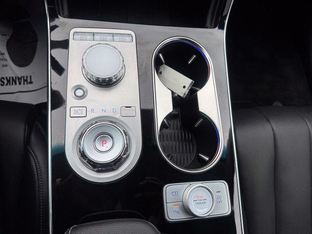 Certified 2026 Genesis GV80 2.5T AWD/4WD image 31