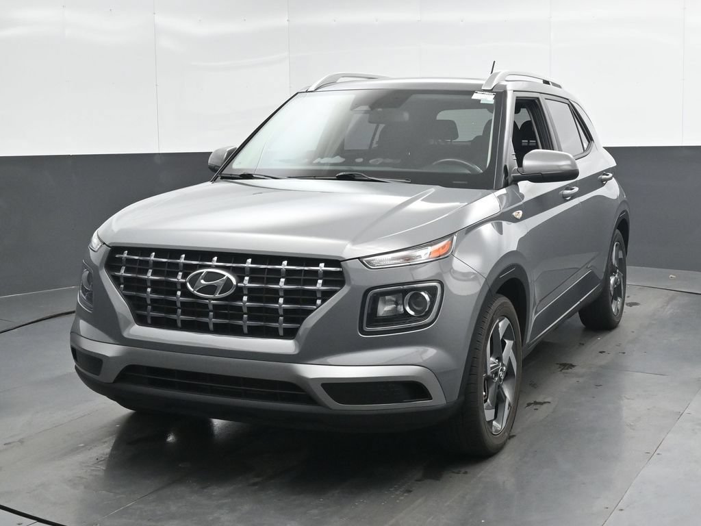 Certified 2023 Hyundai Venue SEL FWD image 6