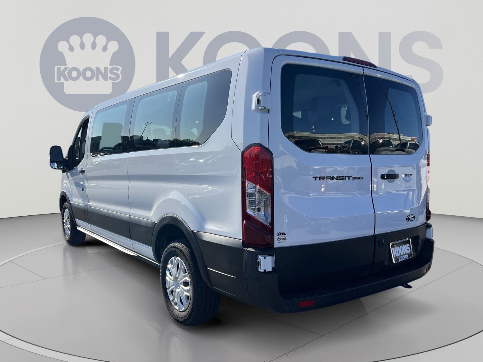 Used 2026 Ford Transit 350 XLT RWD image 4