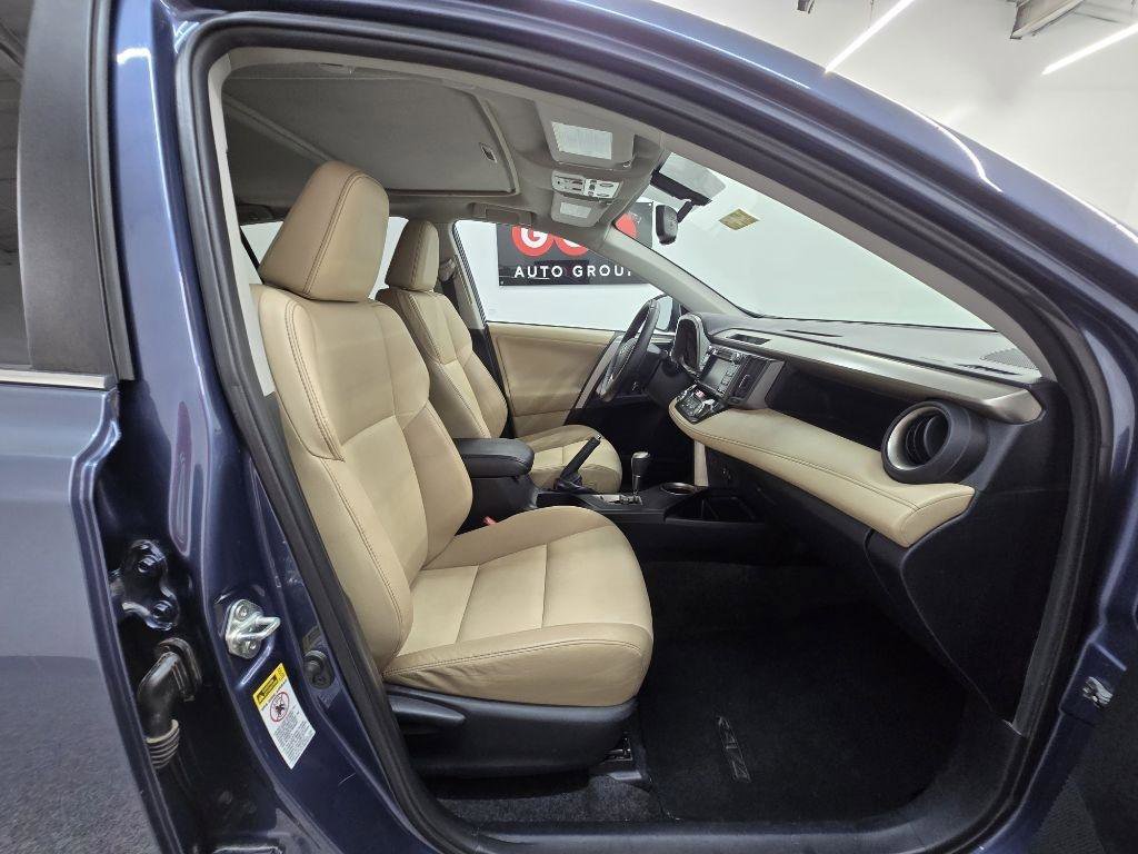 Used 2013 Toyota RAV4 Limited AWD/4WD image 23