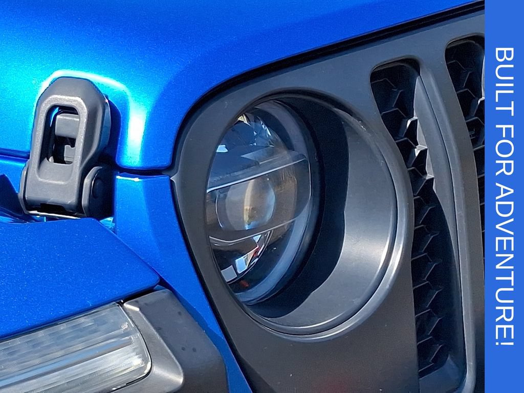Used 2022 Jeep Gladiator Rubicon w/ LED Lighting Group AWD/4WD image 9
