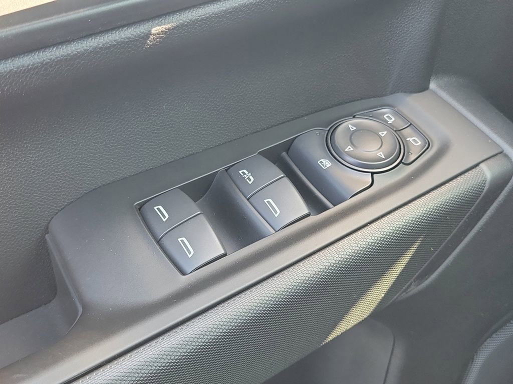 New 2026 Chevrolet Silverado 1500 Custom RWD image 13