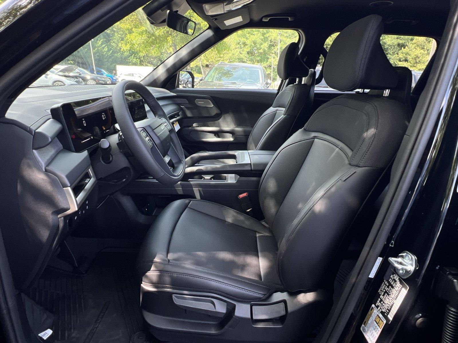 New 2027 Kia Telluride LX FWD image 18