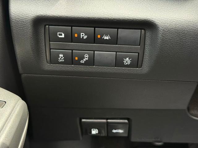 Certified 2025 Nissan Kicks Play S FWD image 24