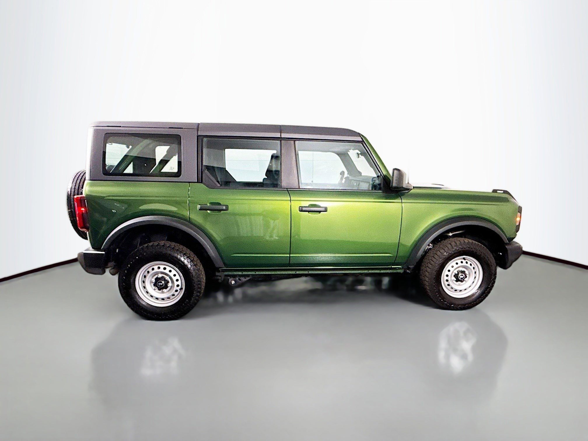 Used 2023 Ford Bronco 4-Door AWD/4WD image 11