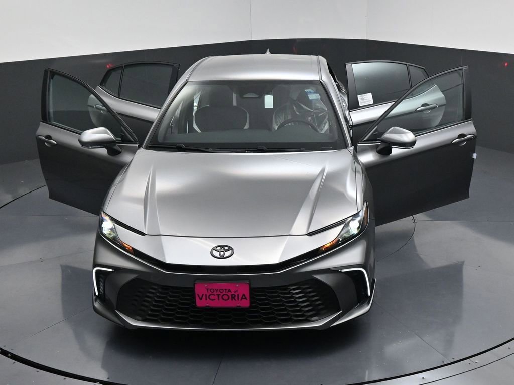 New 2026 Toyota Camry SE image 39
