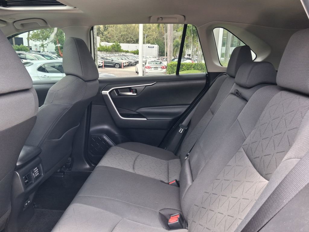 Used 2024 Toyota RAV4 XLE w/ Convenience Package image 8