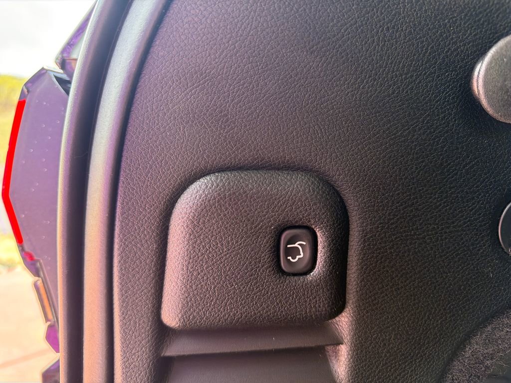 Used 2017 Jeep Grand Cherokee SRT image 24