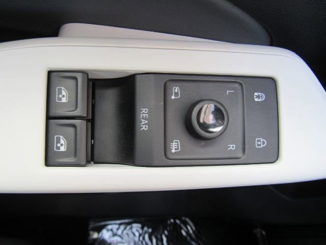 Used 2021 Volkswagen ID.4 1st Edition image 35