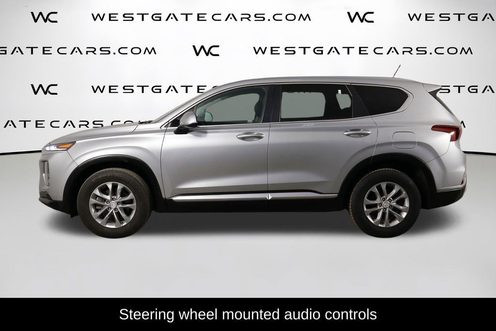 Used 2020 Hyundai Santa Fe SE image 5