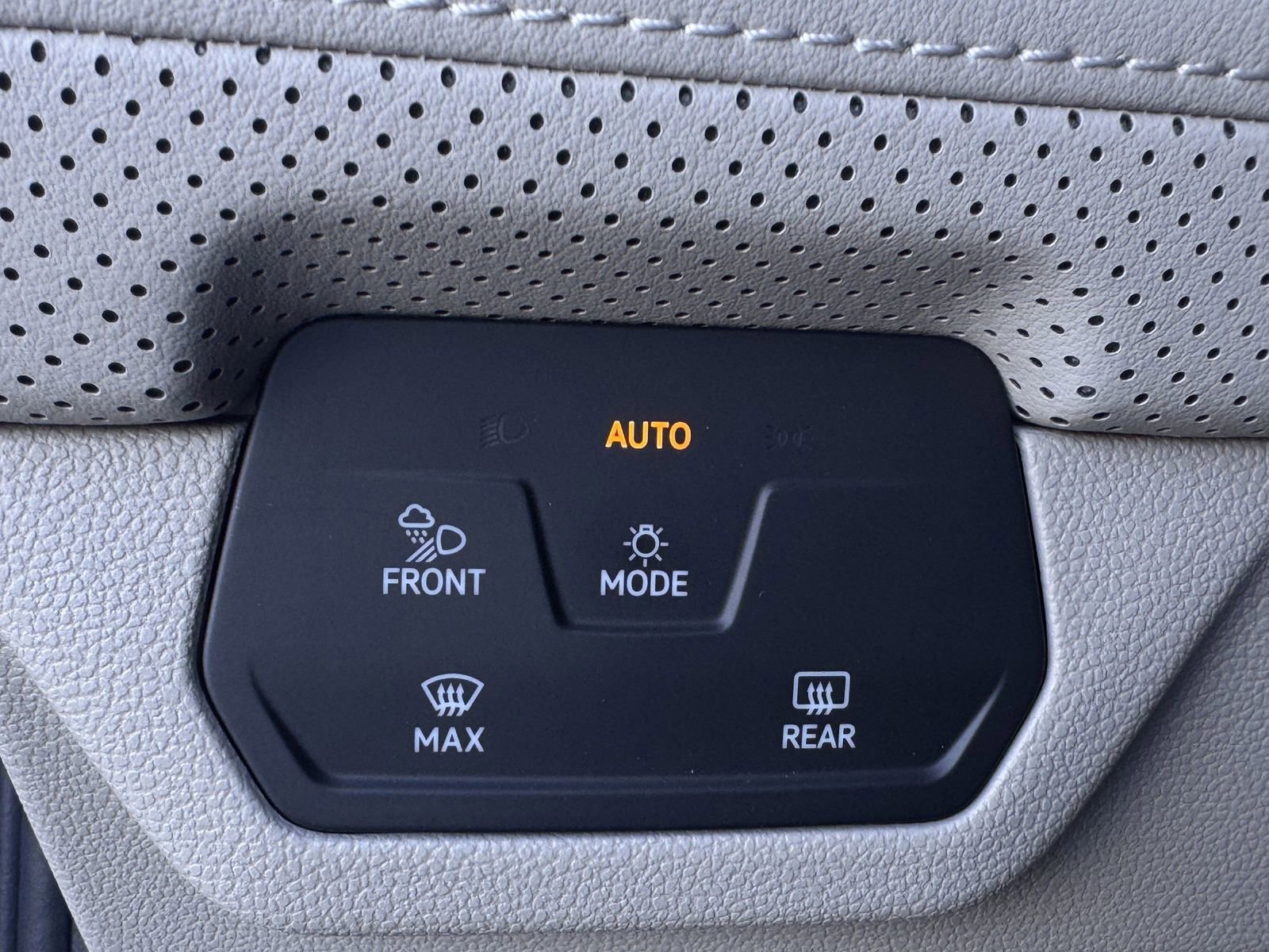 New 2026 Volkswagen Atlas SEL Premium R-Line image 20