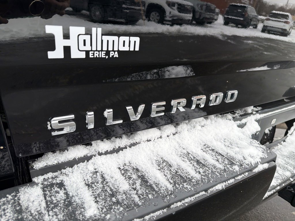 Used 2018 Chevrolet Silverado 1500 LT w/ All Star Edition image 14