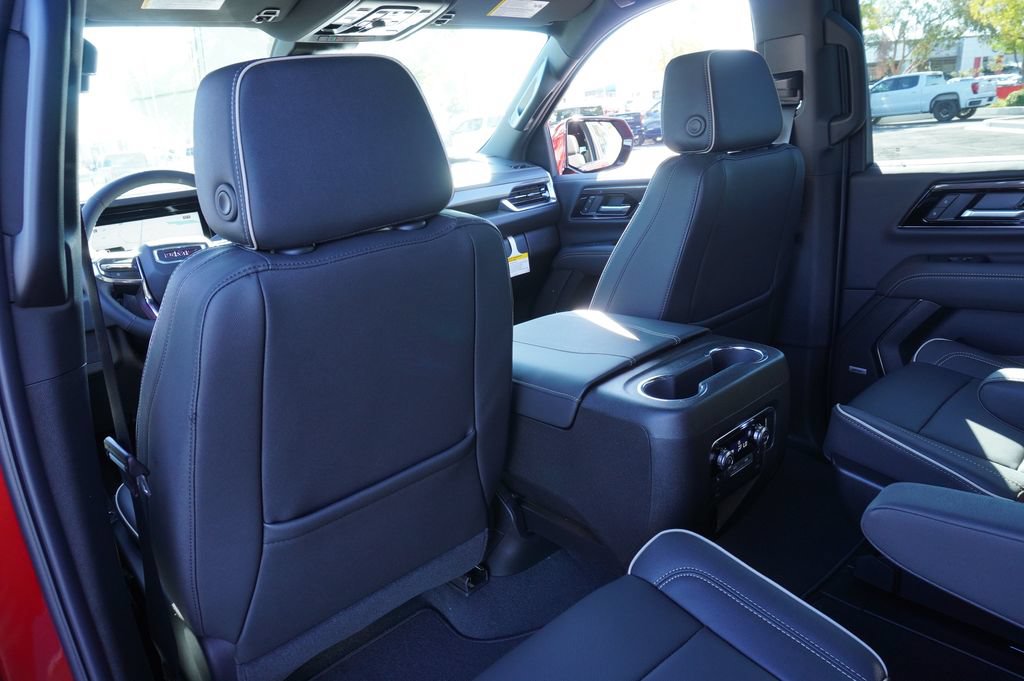 New 2026 GMC Yukon XL Elevation AWD/4WD image 11