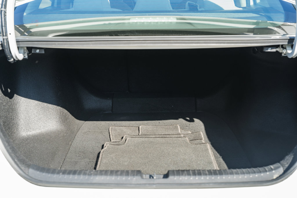 Certified 2023 Honda Accord EX image 8