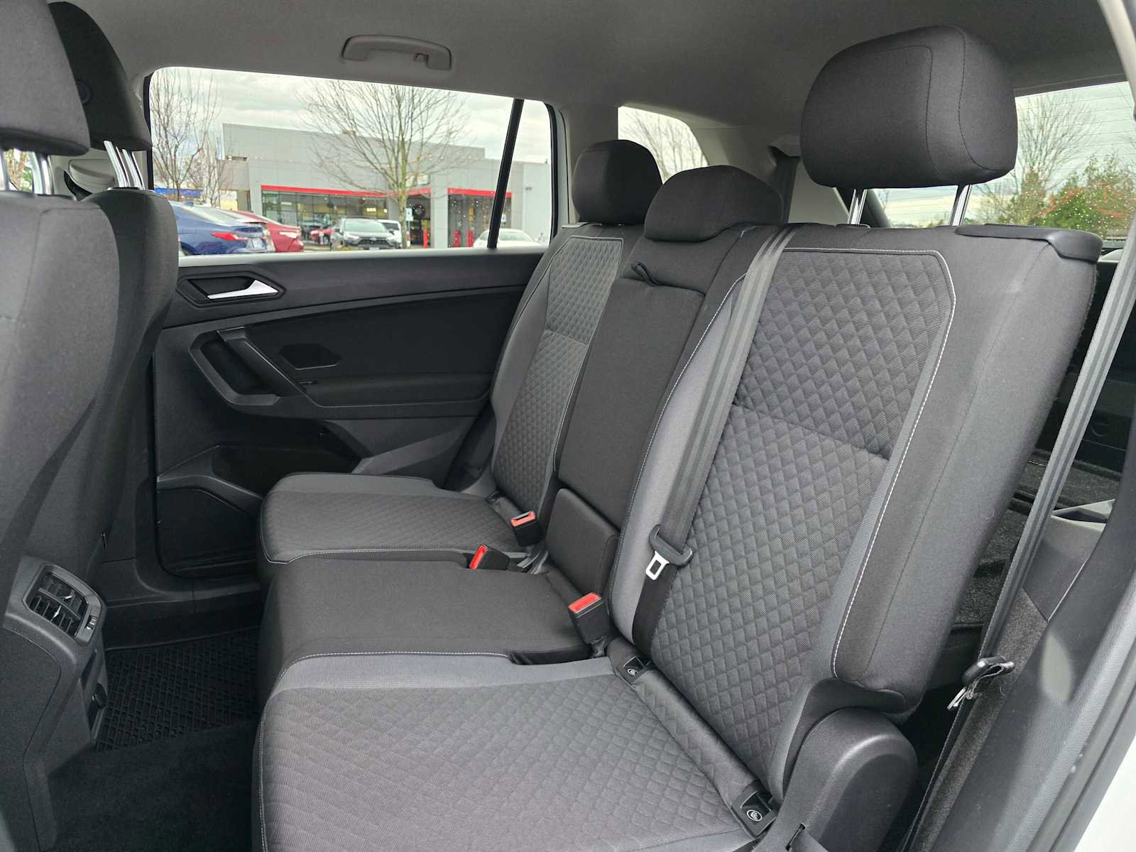 Used 2021 Volkswagen Tiguan S image 17