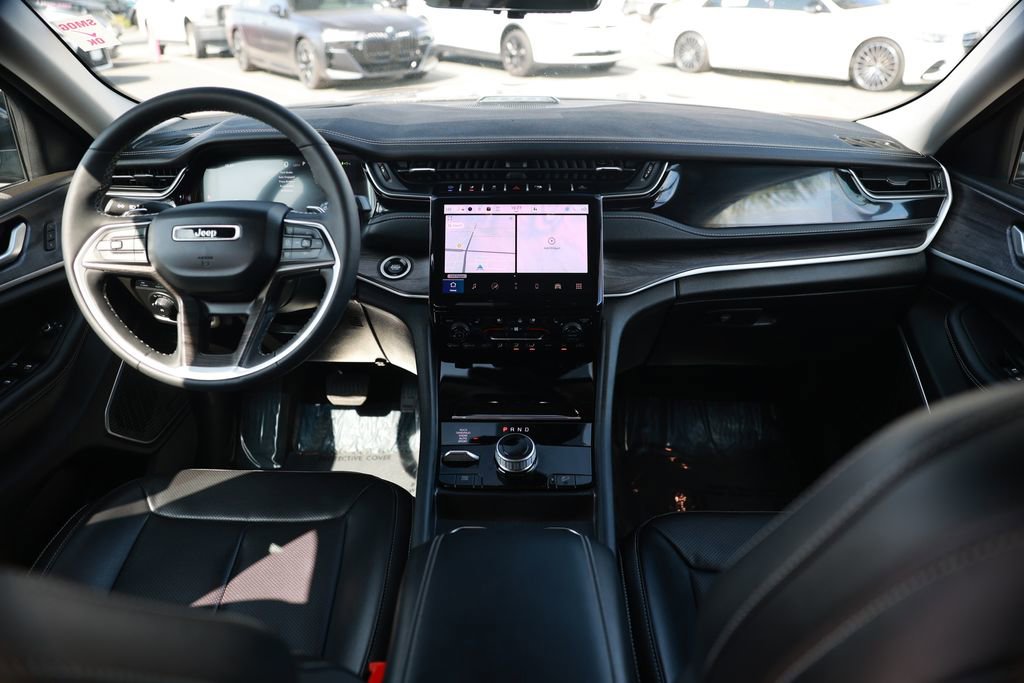 Used 2024 Jeep Grand Cherokee Limited 4xe w/ Luxury Tech Group II image 25