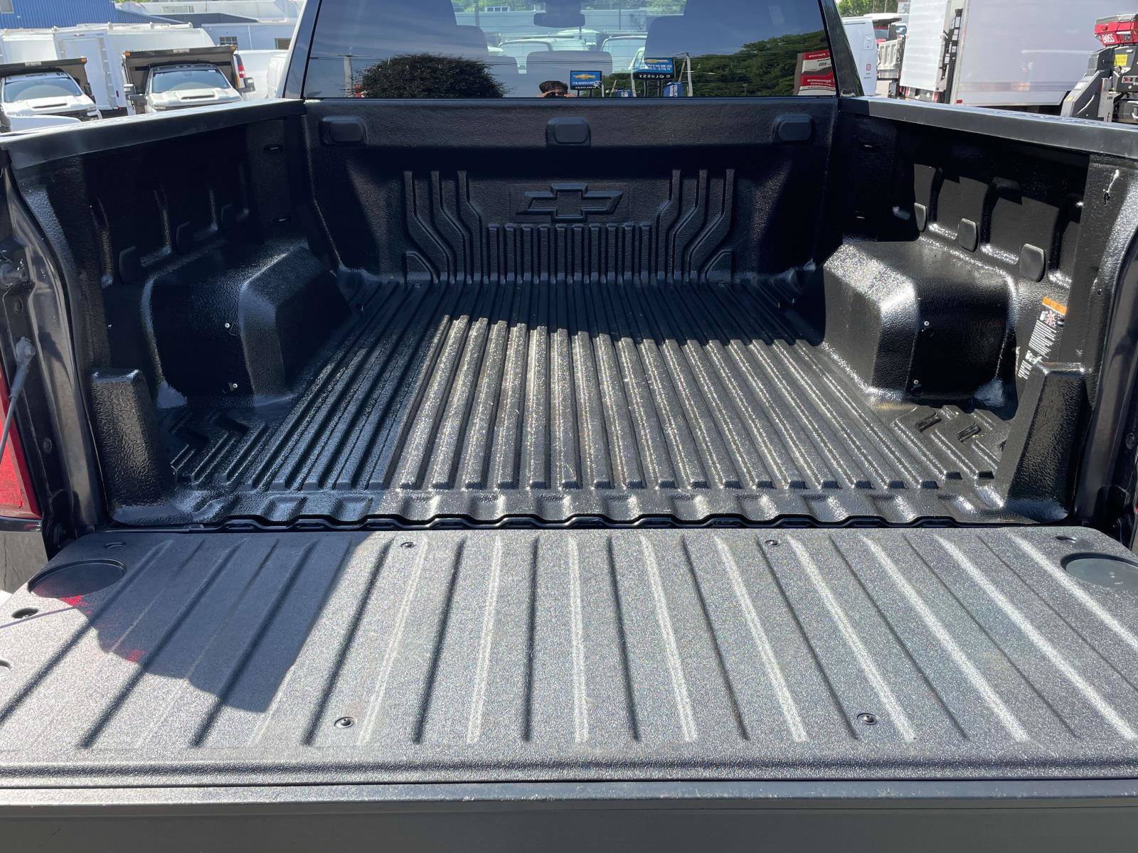 Used 2024 Chevrolet Silverado 1500 RST w/ Z71 Off-Road Package AWD/4WD image 17