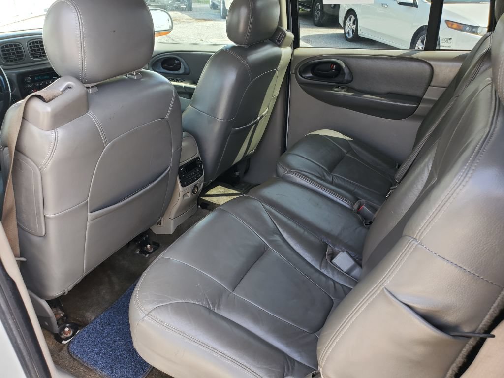 Used 2004 Chevrolet TrailBlazer 4WD w/ LT Preferred Equipment Group image 22