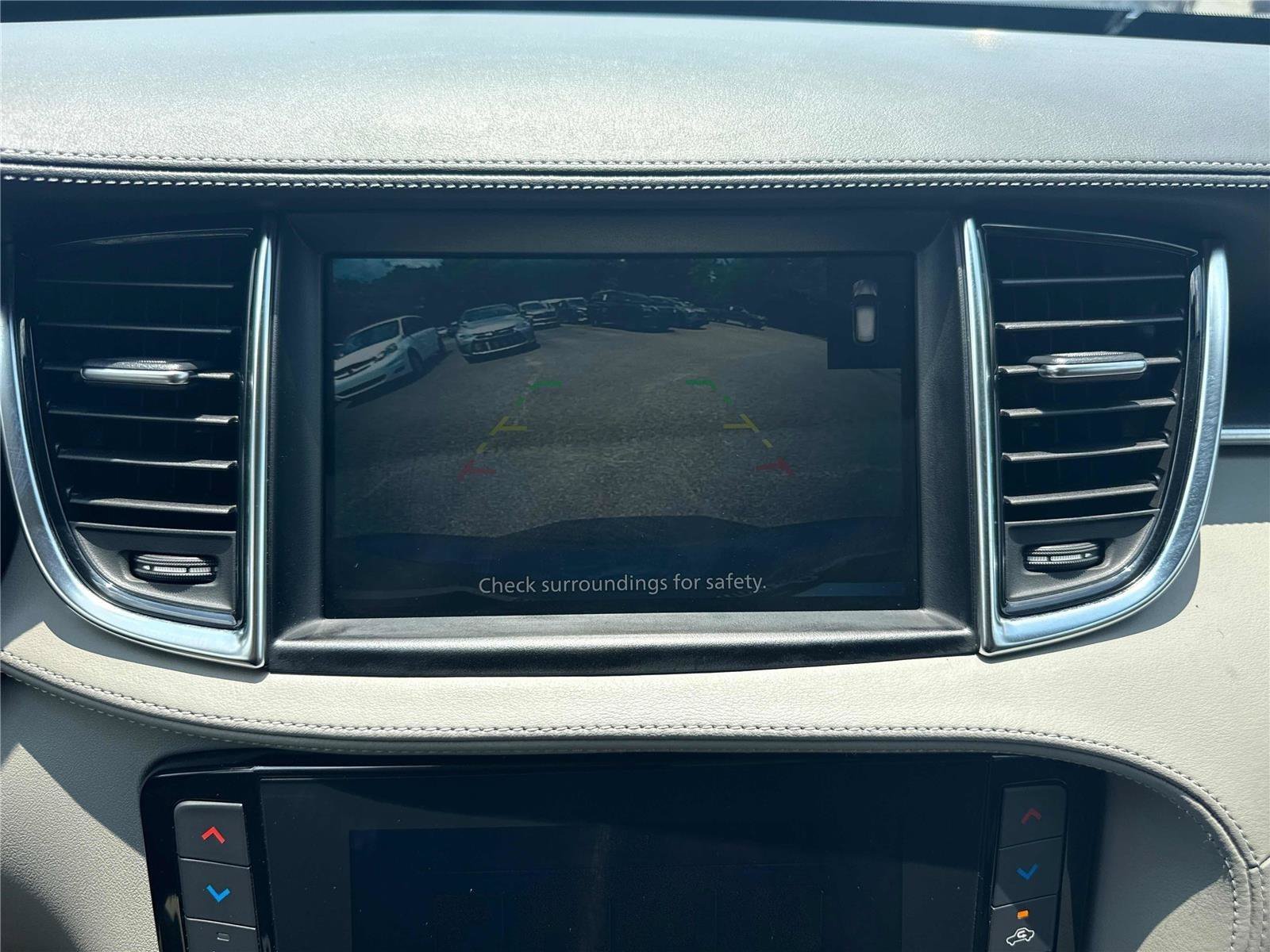 Certified 2025 INFINITI QX50 Luxe AWD/4WD image 21