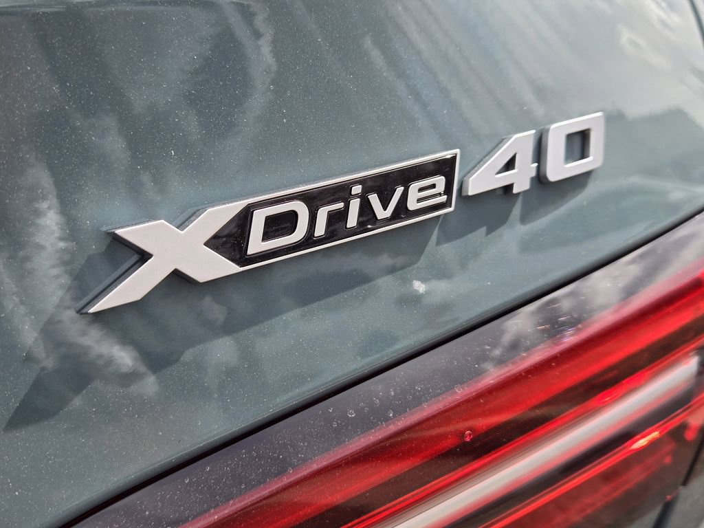 New 2026 BMW i5 eDrive40 w/ Premium Package AWD/4WD image 13