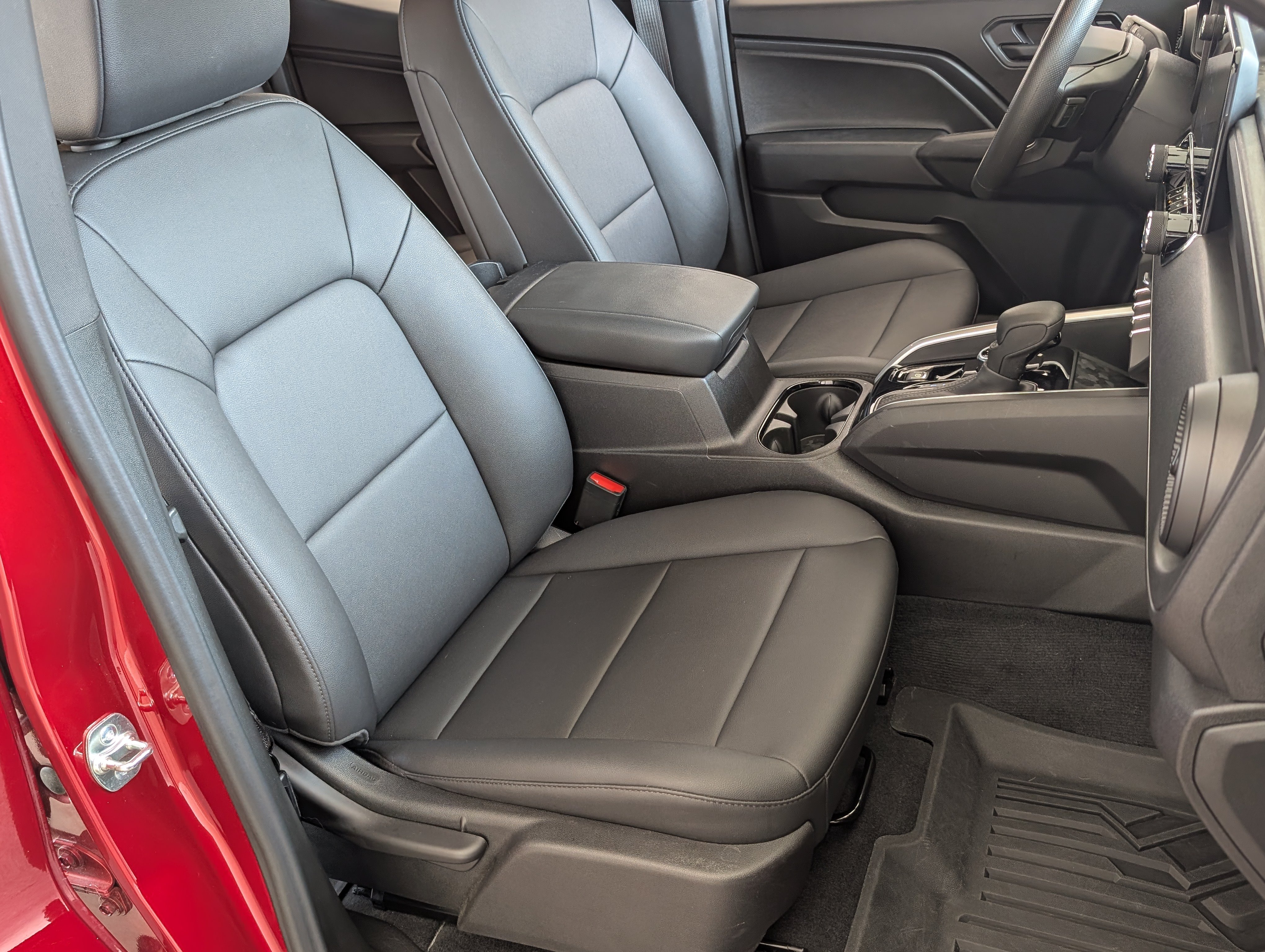 Used 2024 Chevrolet Colorado Trail Boss w/ Advanced Trailering Package AWD/4WD image 21