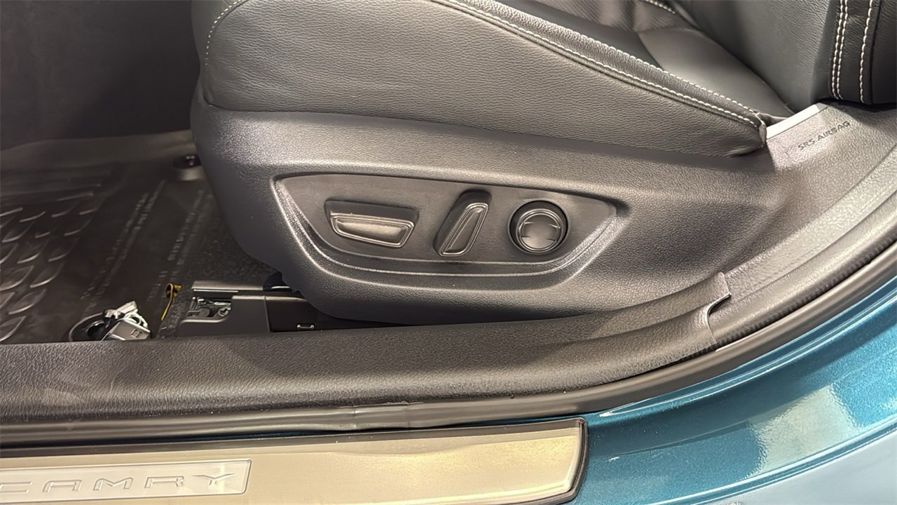 Certified 2025 Toyota Camry SE image 14