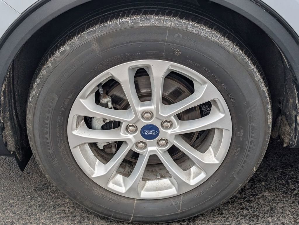 Used 2022 Ford Escape SE image 13