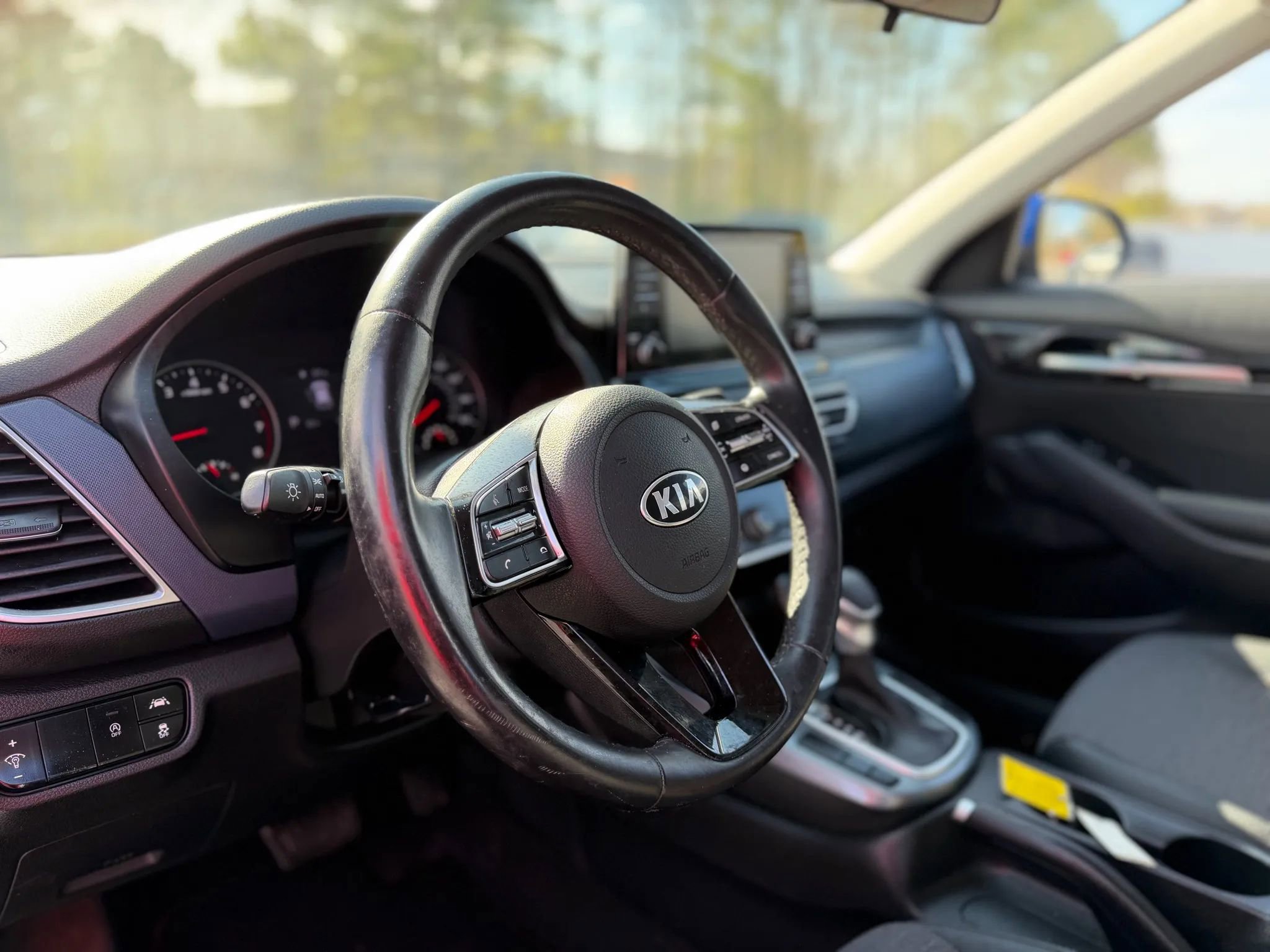 Used 2021 Kia Seltos S image 12