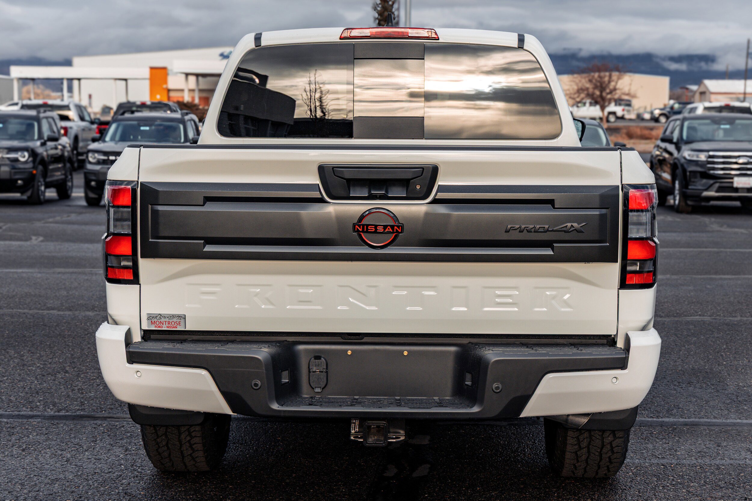 New 2026 Nissan Frontier PRO-4X w/ Pro-4x Convenience Package image 5