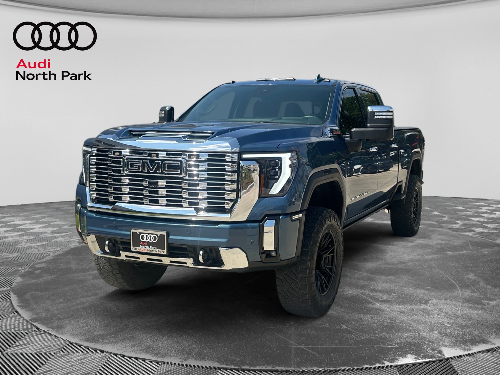 Used 2025 GMC Sierra 2500 Denali w/ Denali Reserve Package