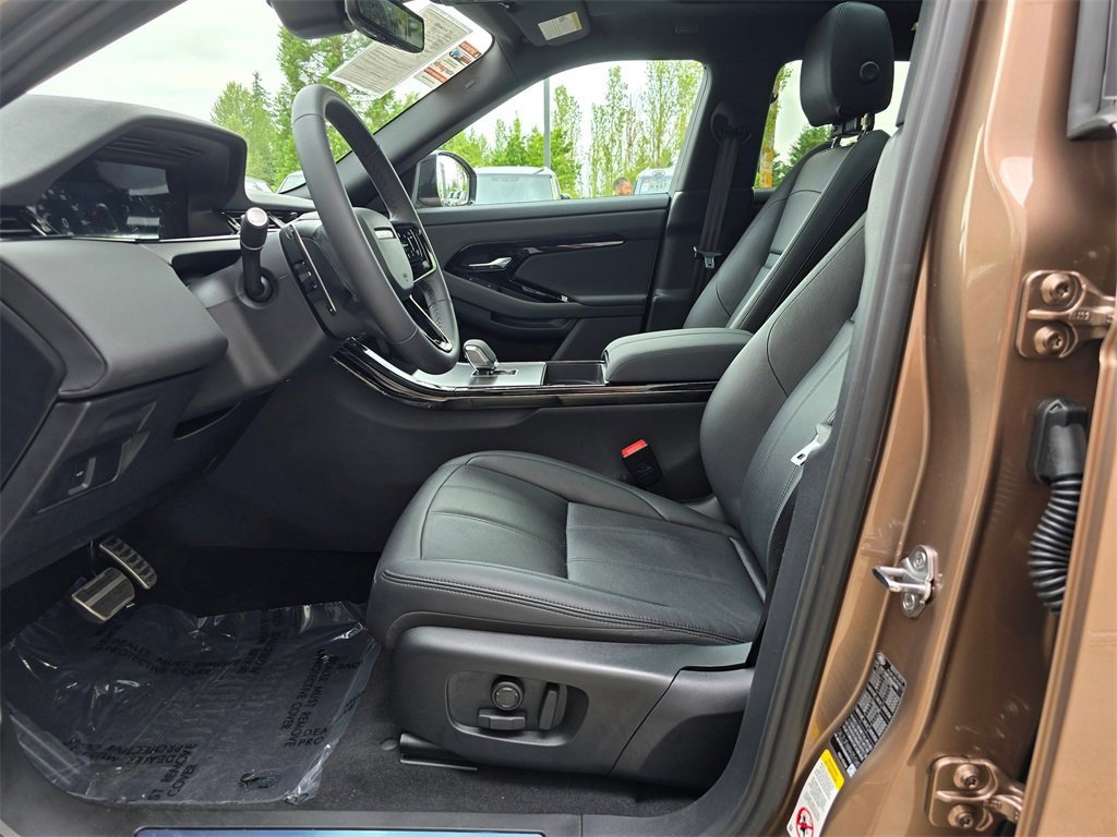 Used 2024 Land Rover Range Rover Evoque Dynamic SE image 23