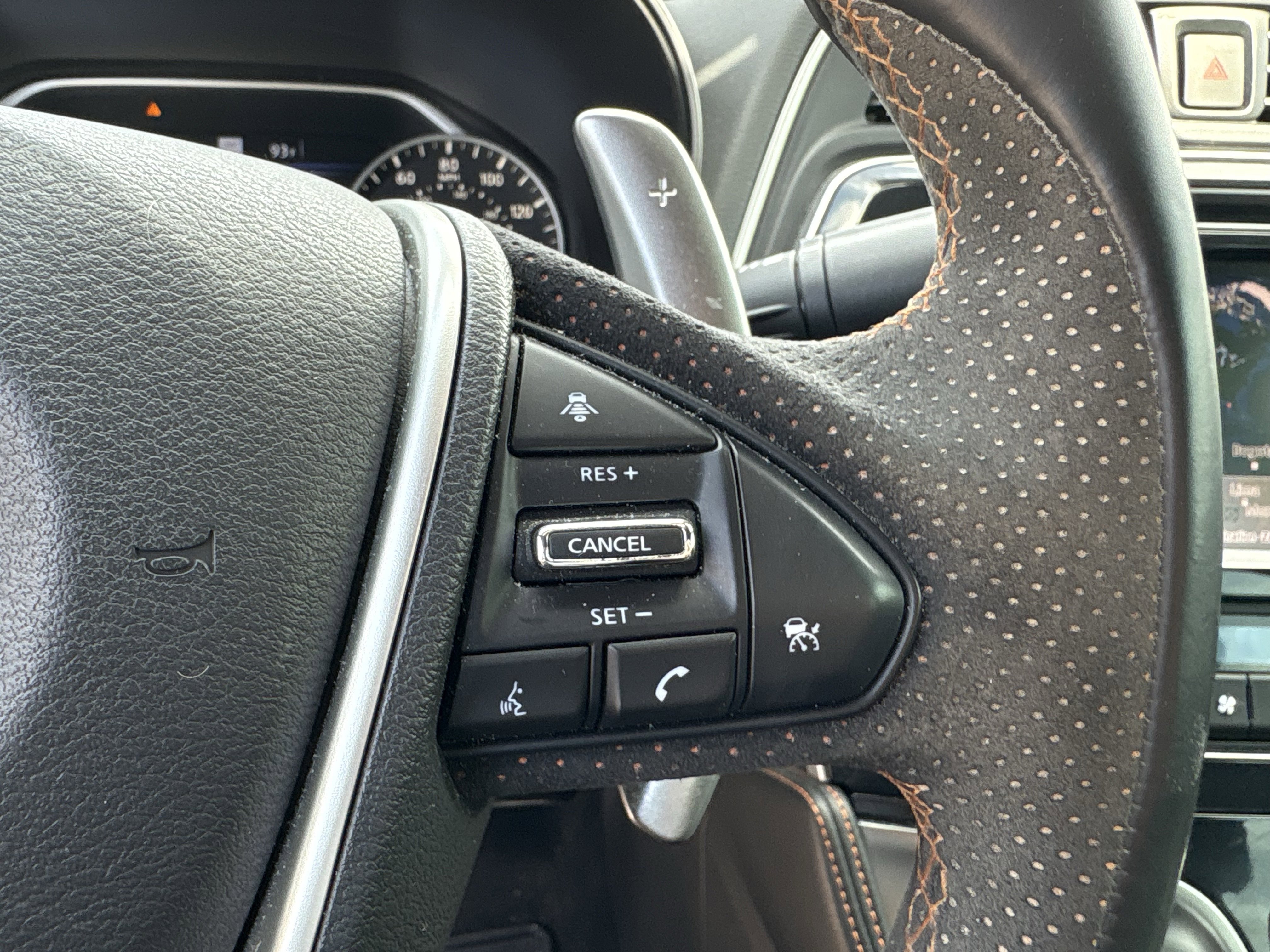 Used 2022 Nissan Maxima SR w/ Sport Mat Group image 28