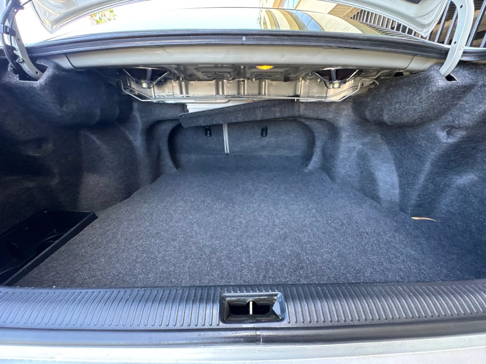 Used 2005 Toyota Camry LE FWD image 94