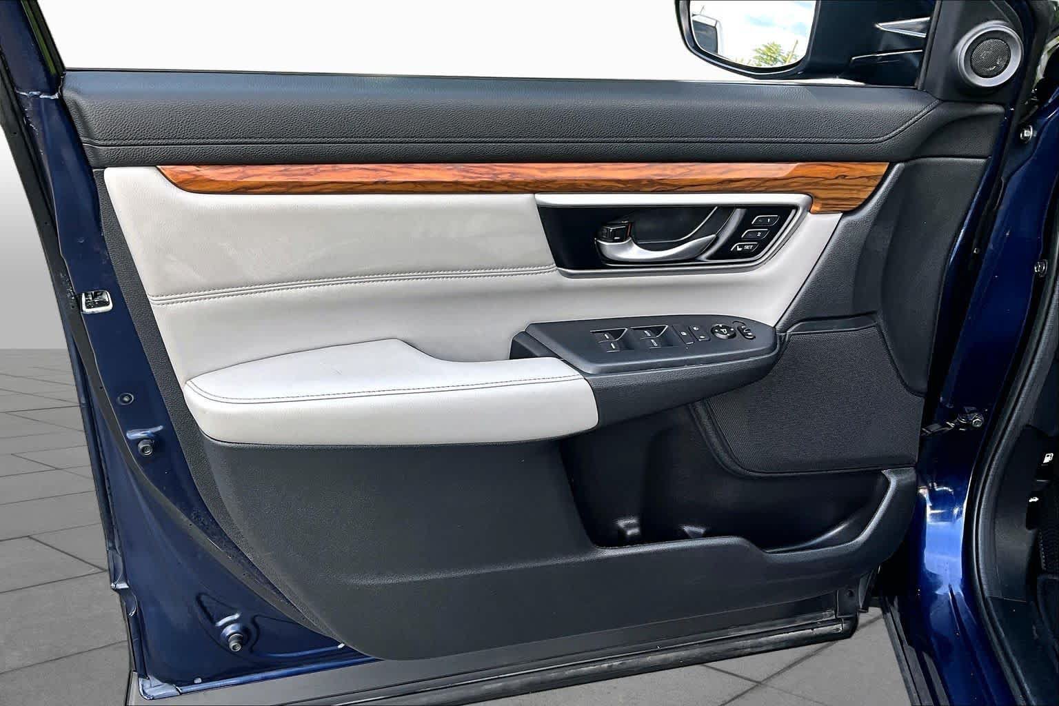 Used 2020 Honda CR-V EX-L image 21