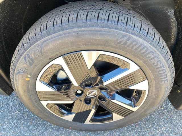 New 2026 Nissan Kicks SV w/ SV Premium Package image 26