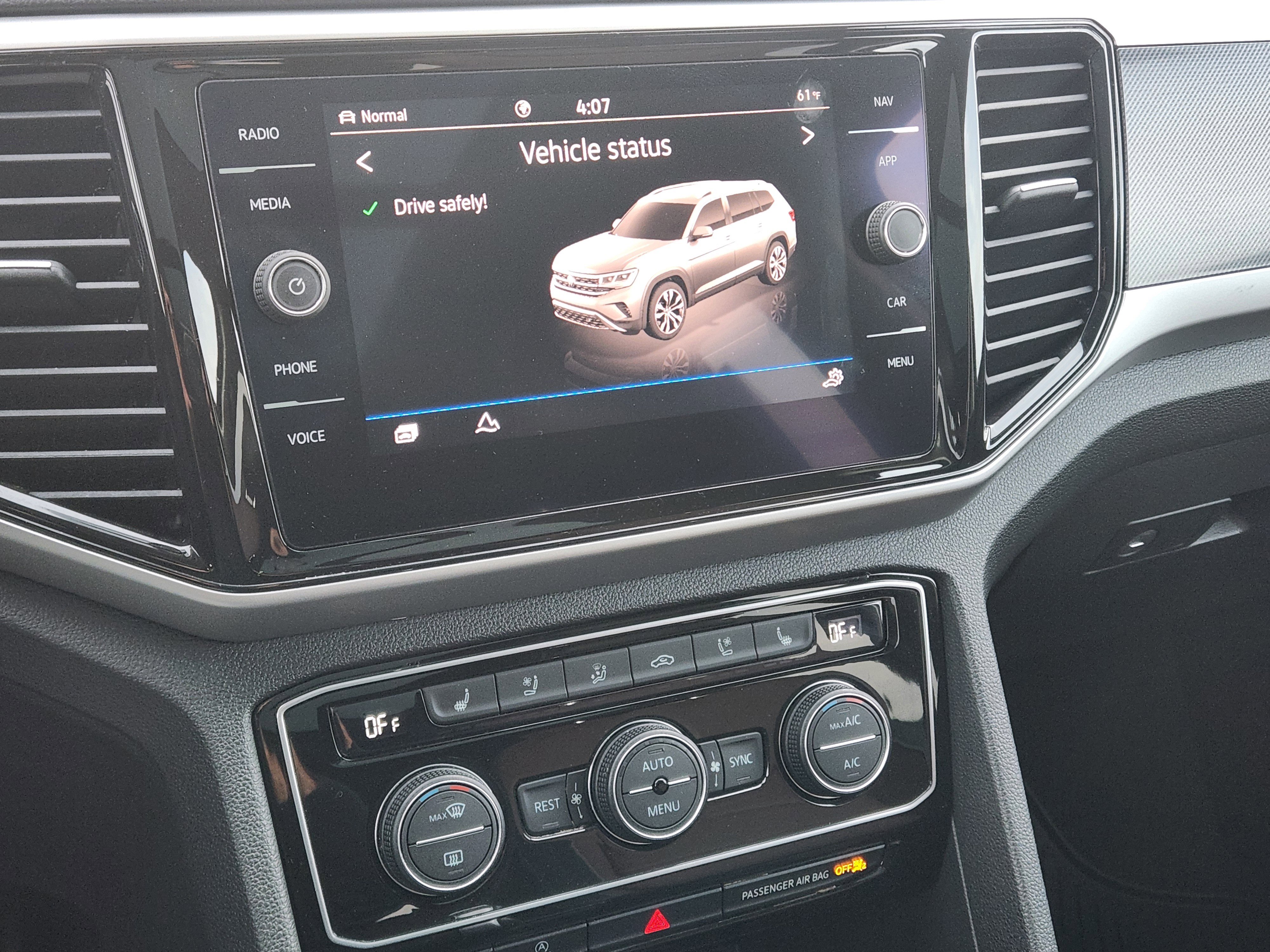 Certified 2022 Volkswagen Atlas SEL Premium image 13