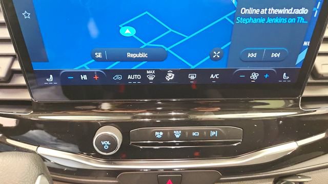 New 2026 Ford Transit 350 XLT image 17