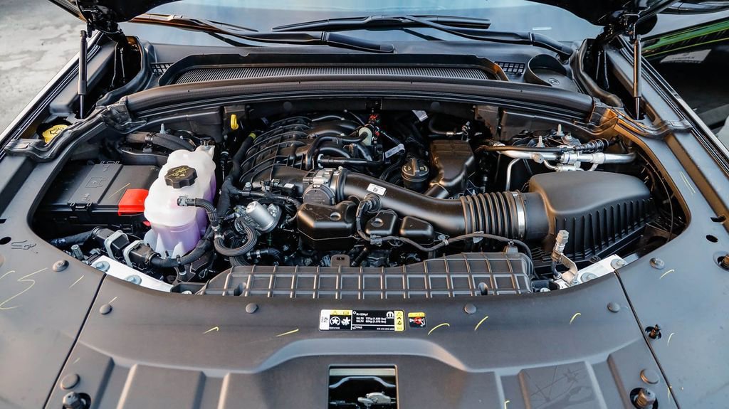 New 2025 Jeep Grand Cherokee Altitude image 28