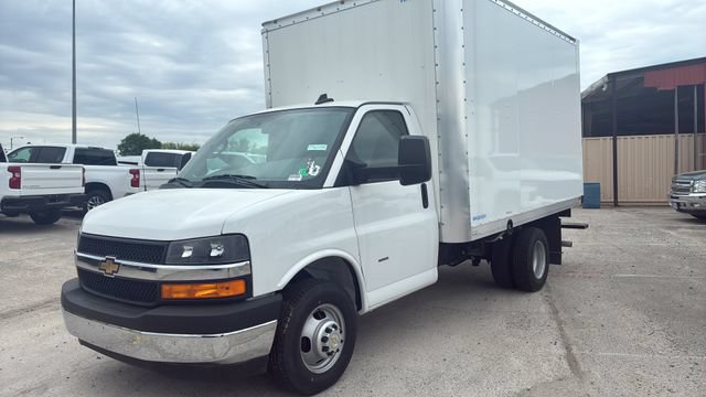 New 2024 Chevrolet Express 3500 w/ Power Convenience Package RWD image 3