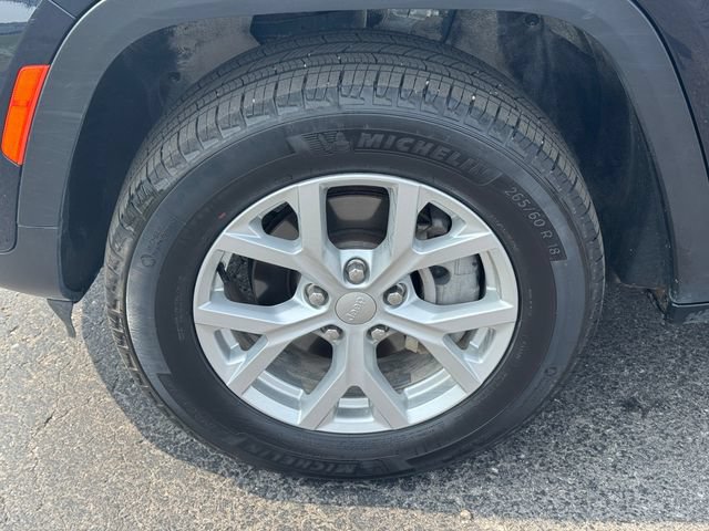 Certified 2023 Jeep Grand Cherokee Limited AWD/4WD image 10