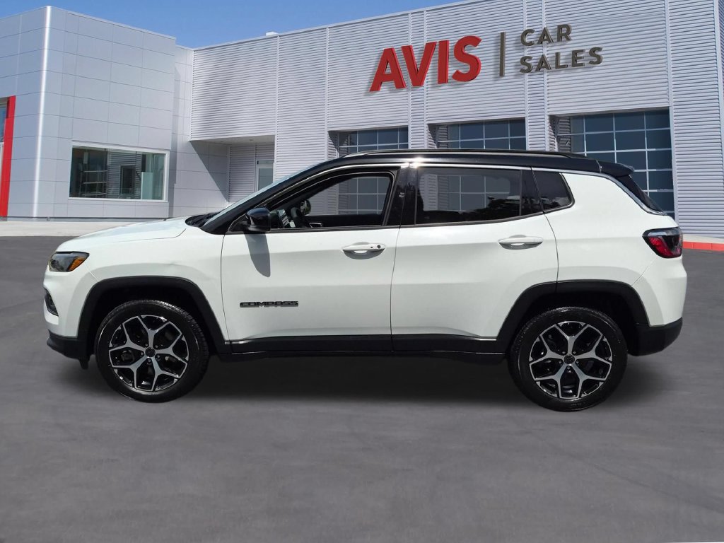 Used 2025 Jeep Compass Limited AWD/4WD image 10
