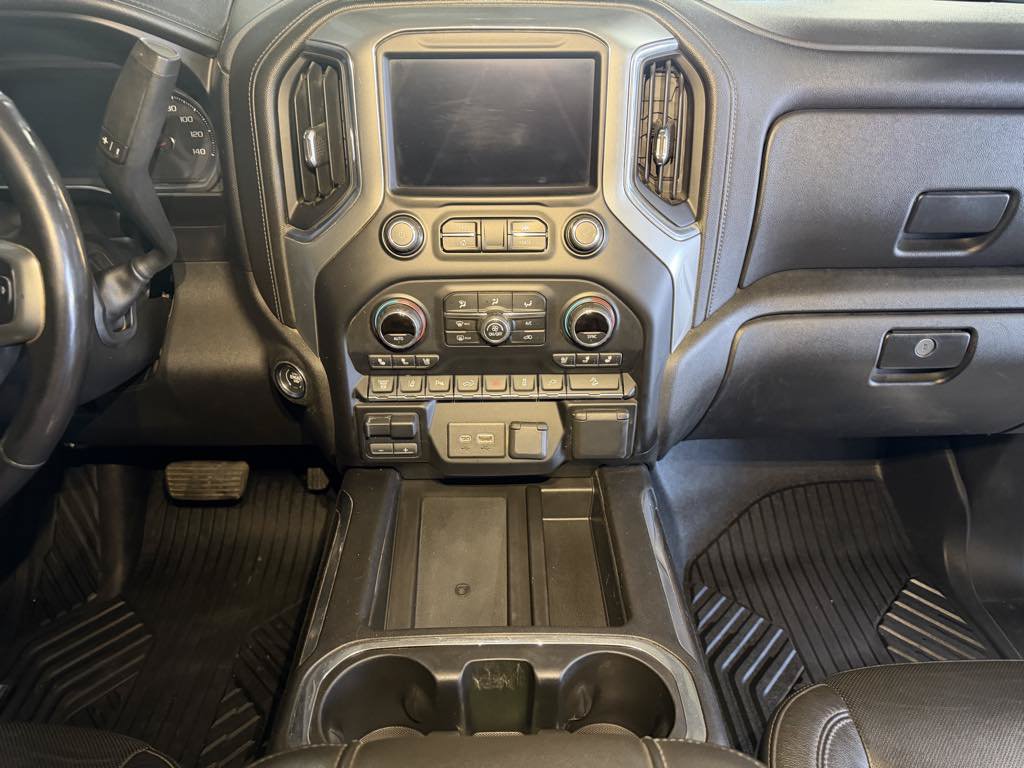 Used 2020 Chevrolet Silverado 2500 LTZ w/ LTZ Premium Package AWD/4WD image 7