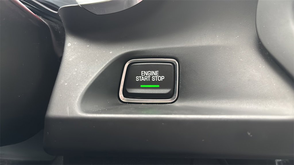 Used 2020 Chevrolet Camaro LT image 24