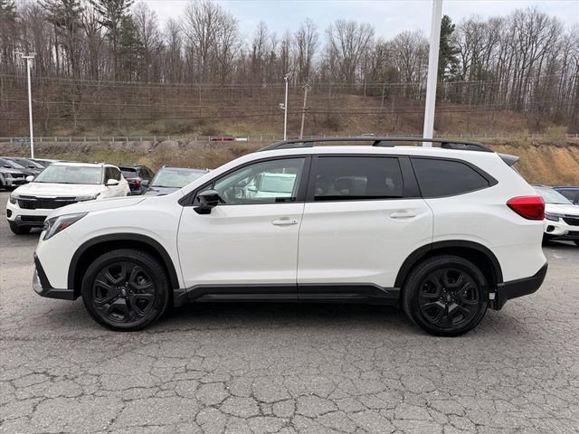 Used 2024 Subaru Ascent Onyx Edition image 4