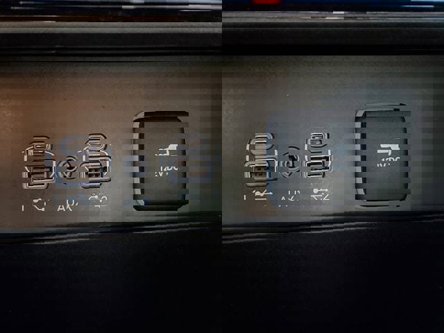 Certified 2025 Jeep Grand Cherokee L Laredo image 33