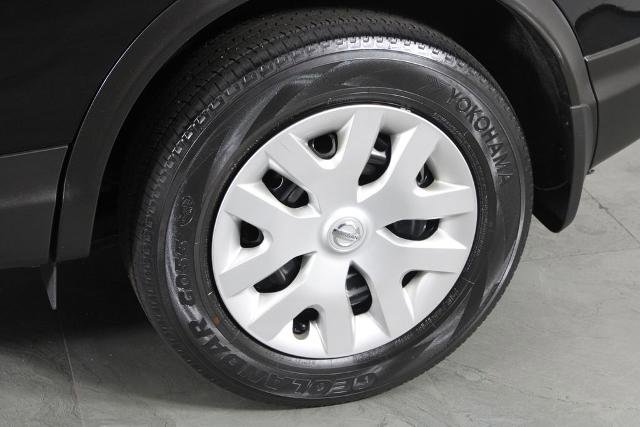 Certified 2020 Nissan Rogue Sport S image 12